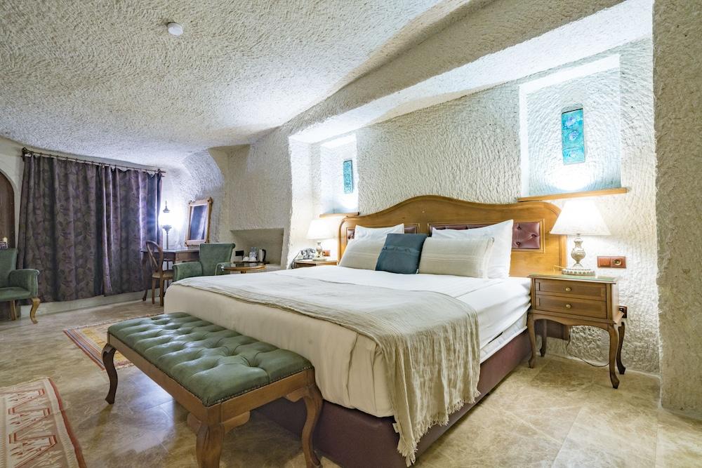 גורמה Artemis Cave Suites & Spa- Adults Only מראה חיצוני תמונה