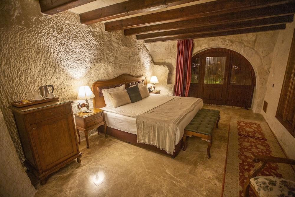 גורמה Artemis Cave Suites & Spa- Adults Only מראה חיצוני תמונה