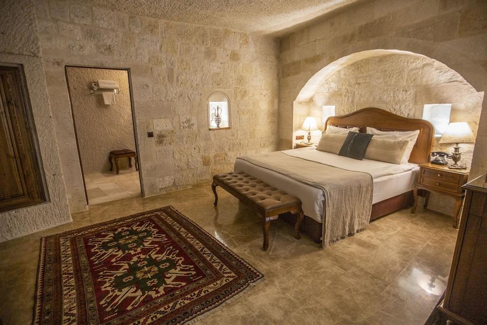גורמה Artemis Cave Suites & Spa- Adults Only מראה חיצוני תמונה