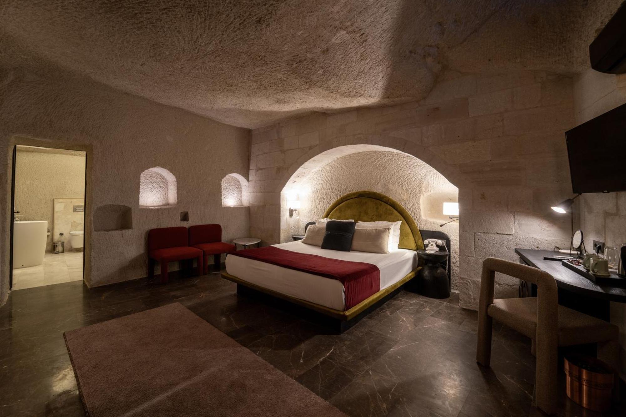 גורמה Artemis Cave Suites & Spa- Adults Only מראה חיצוני תמונה