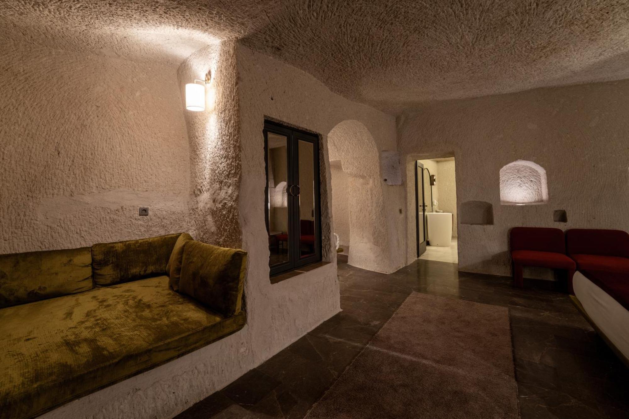 גורמה Artemis Cave Suites & Spa- Adults Only מראה חיצוני תמונה