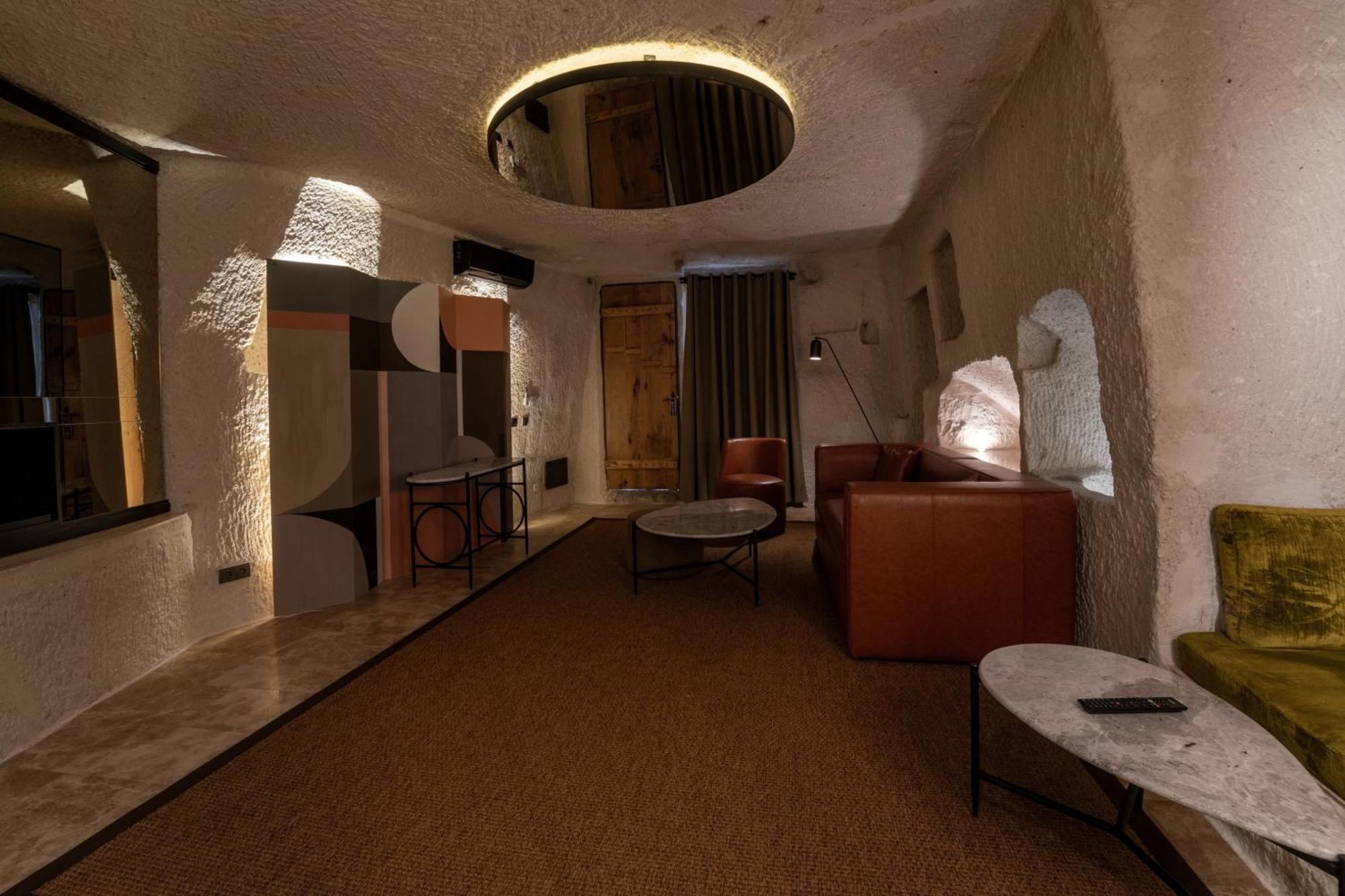 גורמה Artemis Cave Suites & Spa- Adults Only מראה חיצוני תמונה