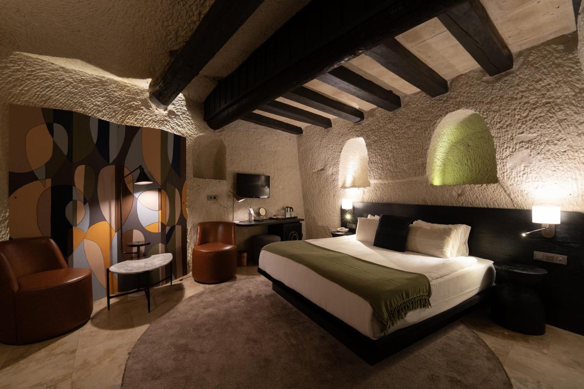 גורמה Artemis Cave Suites & Spa- Adults Only מראה חיצוני תמונה