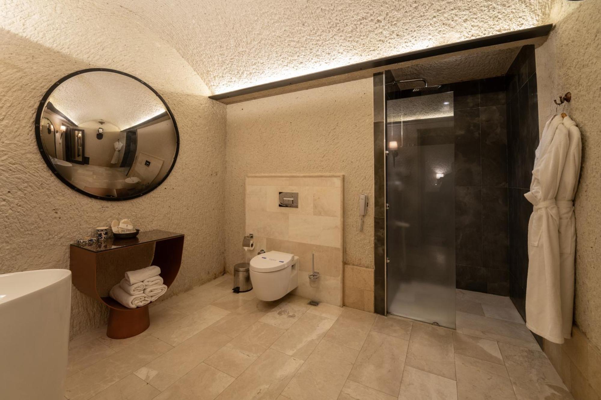 גורמה Artemis Cave Suites & Spa- Adults Only מראה חיצוני תמונה