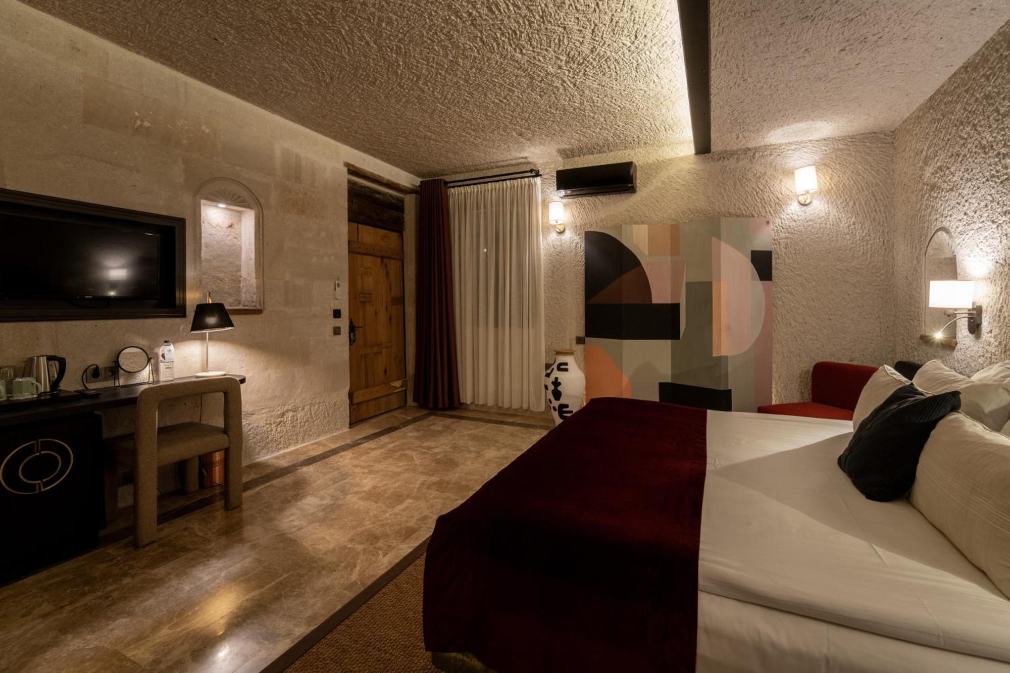 גורמה Artemis Cave Suites & Spa- Adults Only מראה חיצוני תמונה