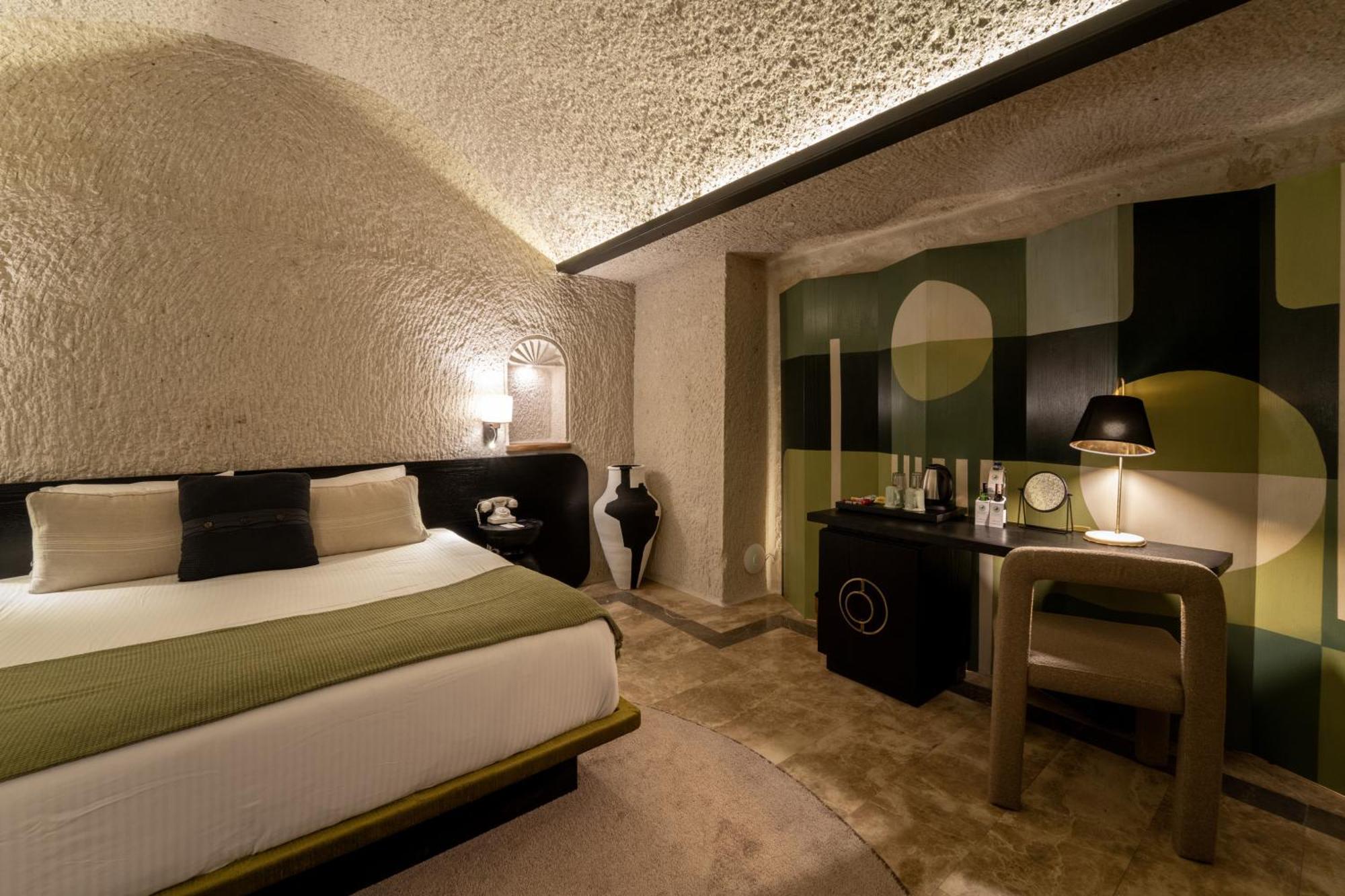 גורמה Artemis Cave Suites & Spa- Adults Only מראה חיצוני תמונה