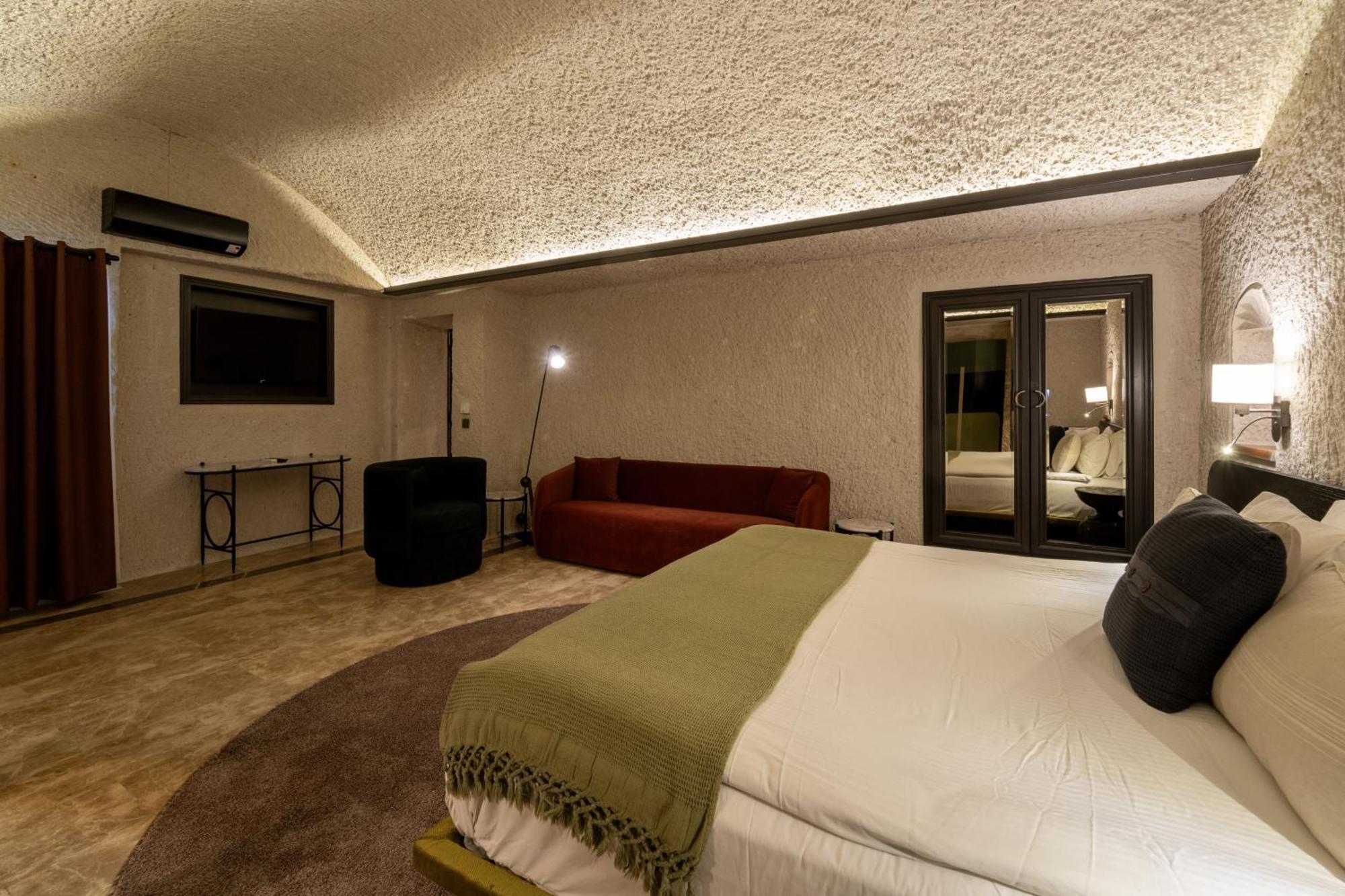 גורמה Artemis Cave Suites & Spa- Adults Only מראה חיצוני תמונה