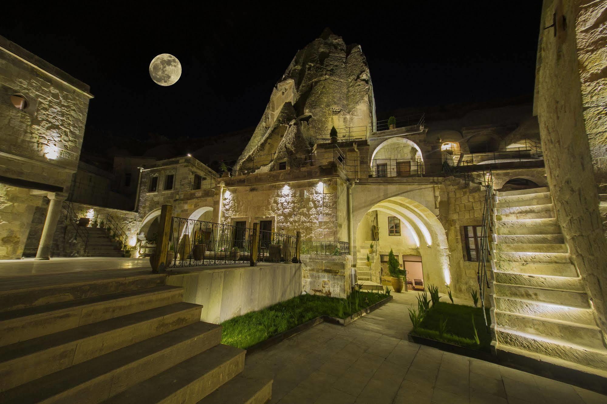 גורמה Artemis Cave Suites & Spa- Adults Only מראה חיצוני תמונה