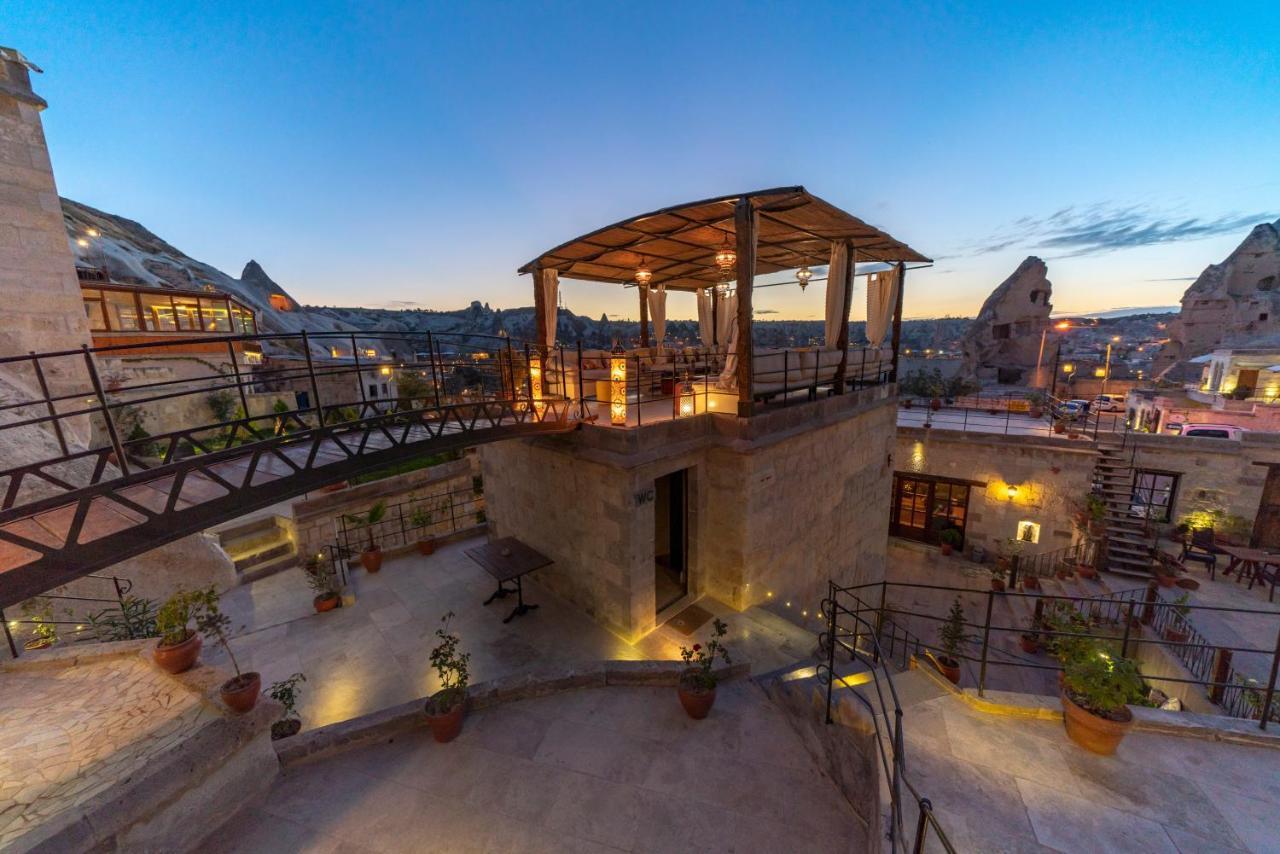 גורמה Artemis Cave Suites & Spa- Adults Only מראה חיצוני תמונה