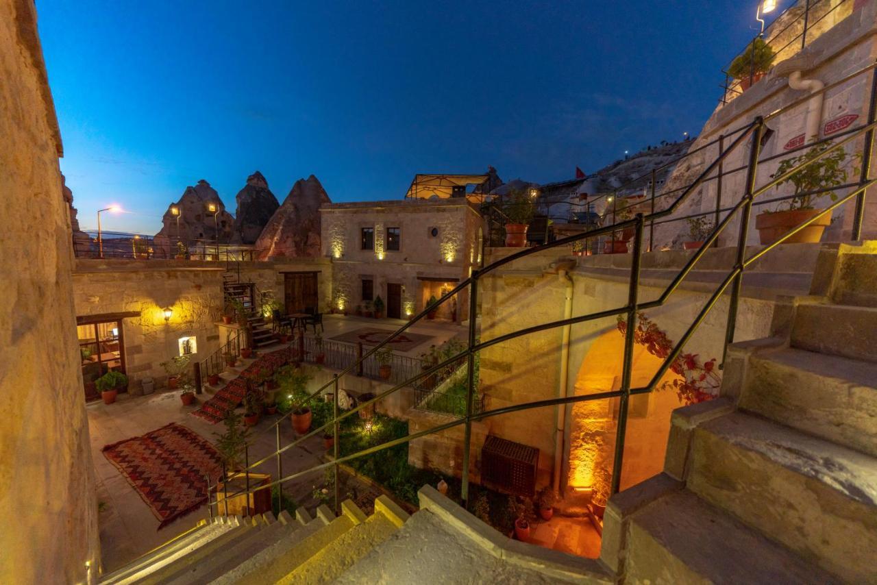 גורמה Artemis Cave Suites & Spa- Adults Only מראה חיצוני תמונה