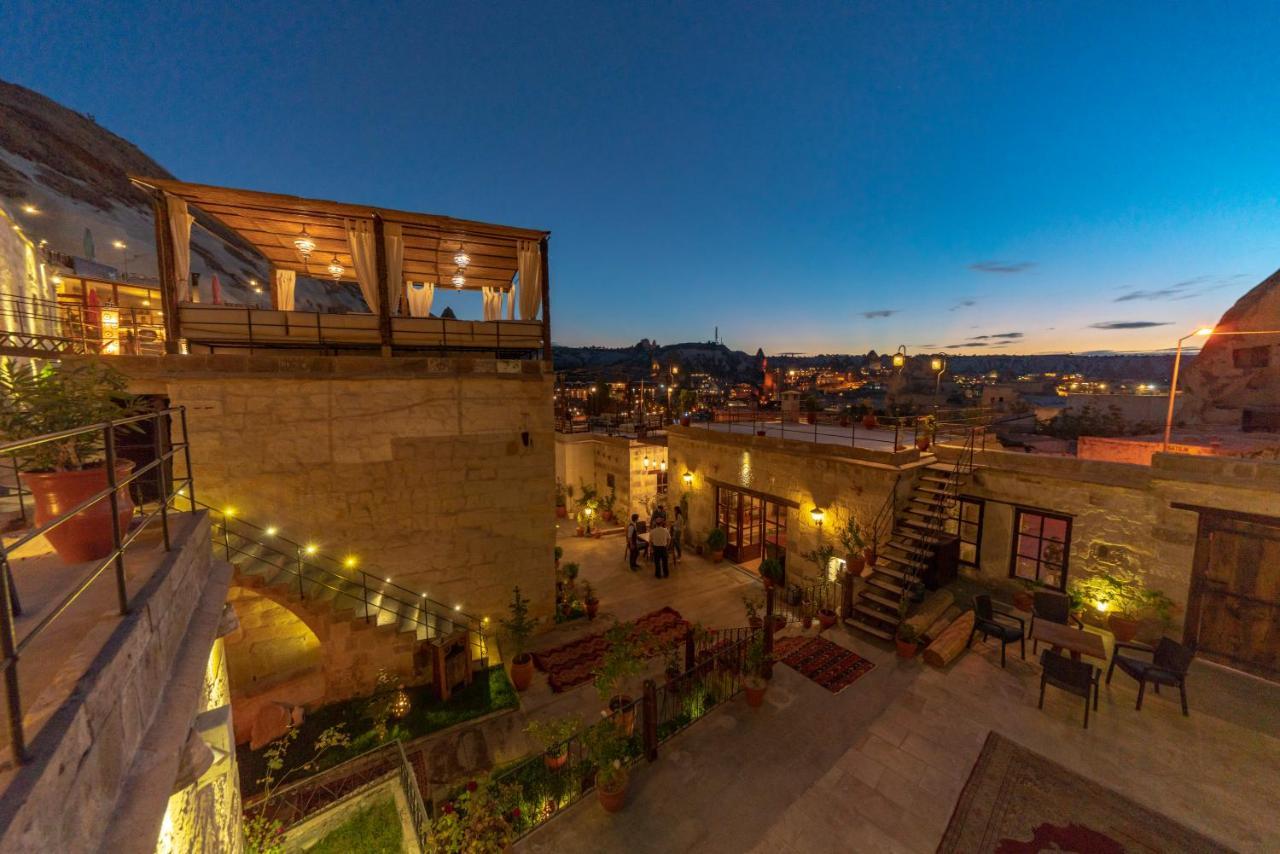 גורמה Artemis Cave Suites & Spa- Adults Only מראה חיצוני תמונה