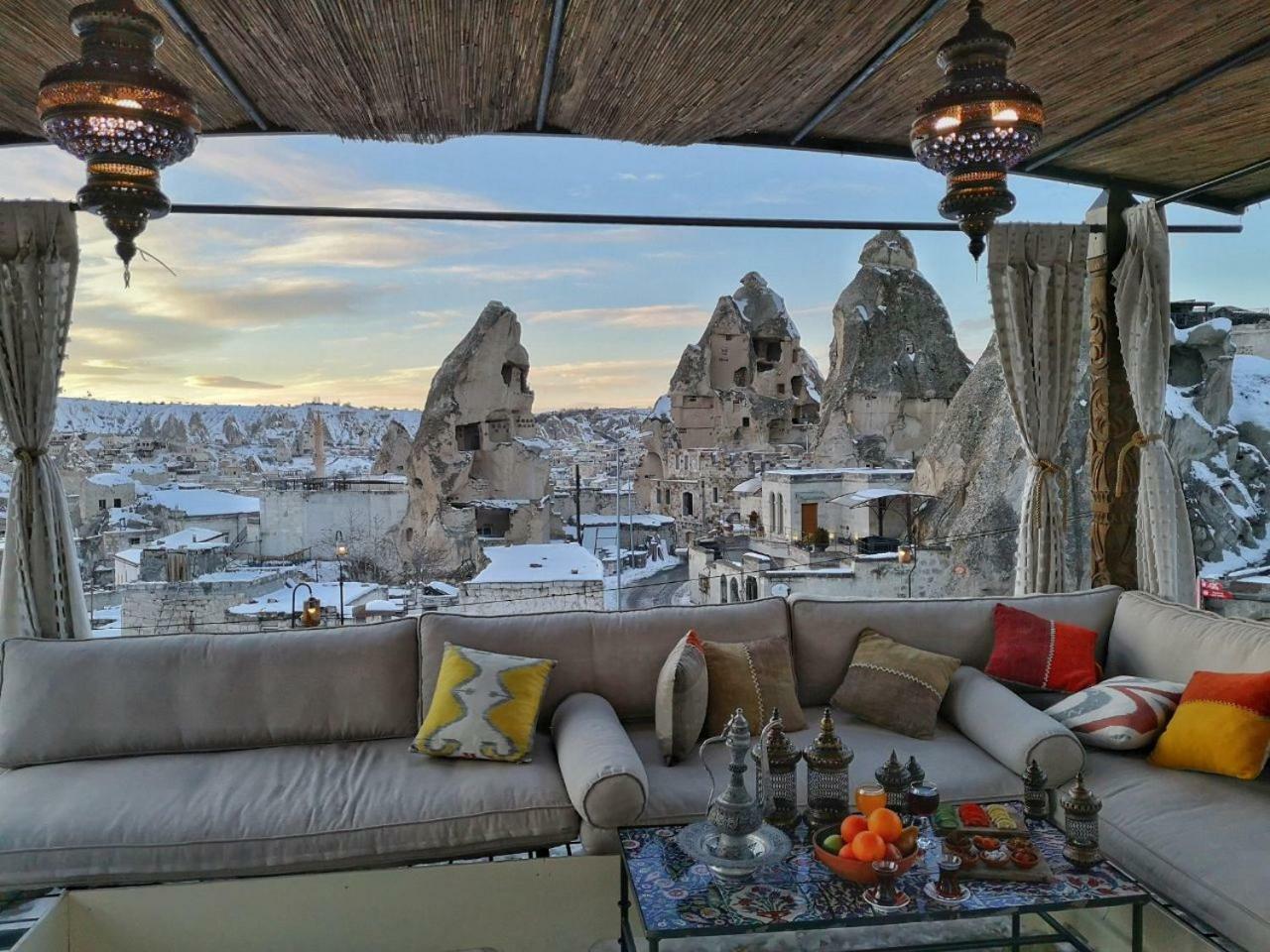 גורמה Artemis Cave Suites & Spa- Adults Only מראה חיצוני תמונה
